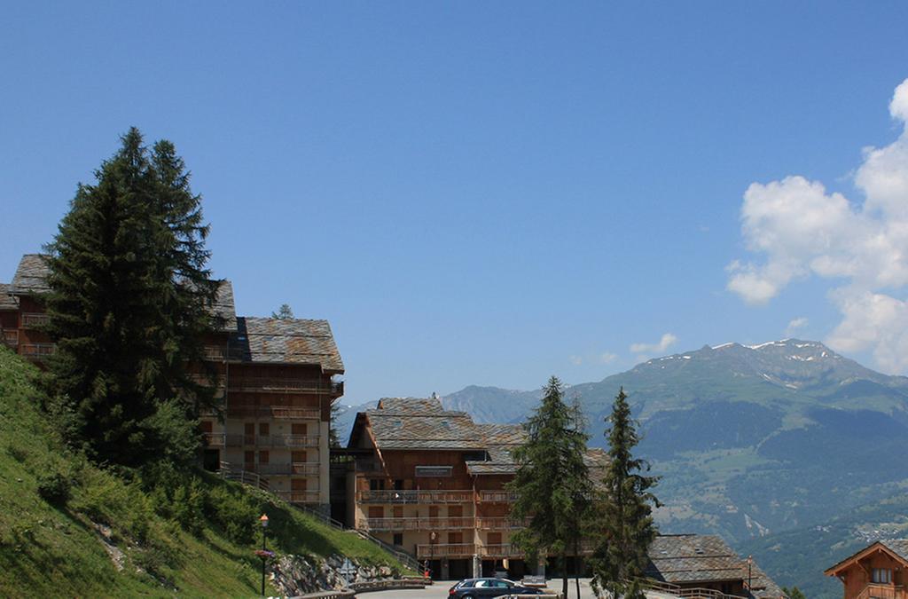 Residence Goelia Les Chalets De Wengen La Plagne Exterior foto